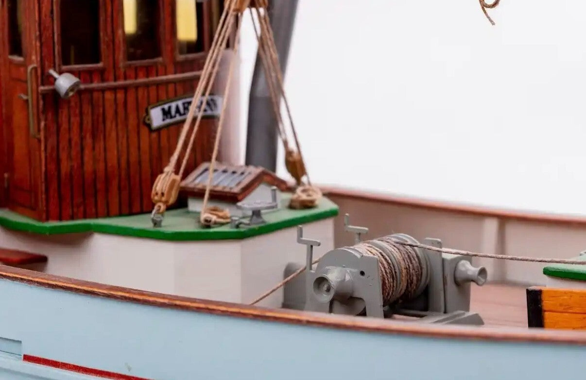 BILLING BOATS. FISHINGBOAT MARY ANN 472. 1/33 SCALE.
