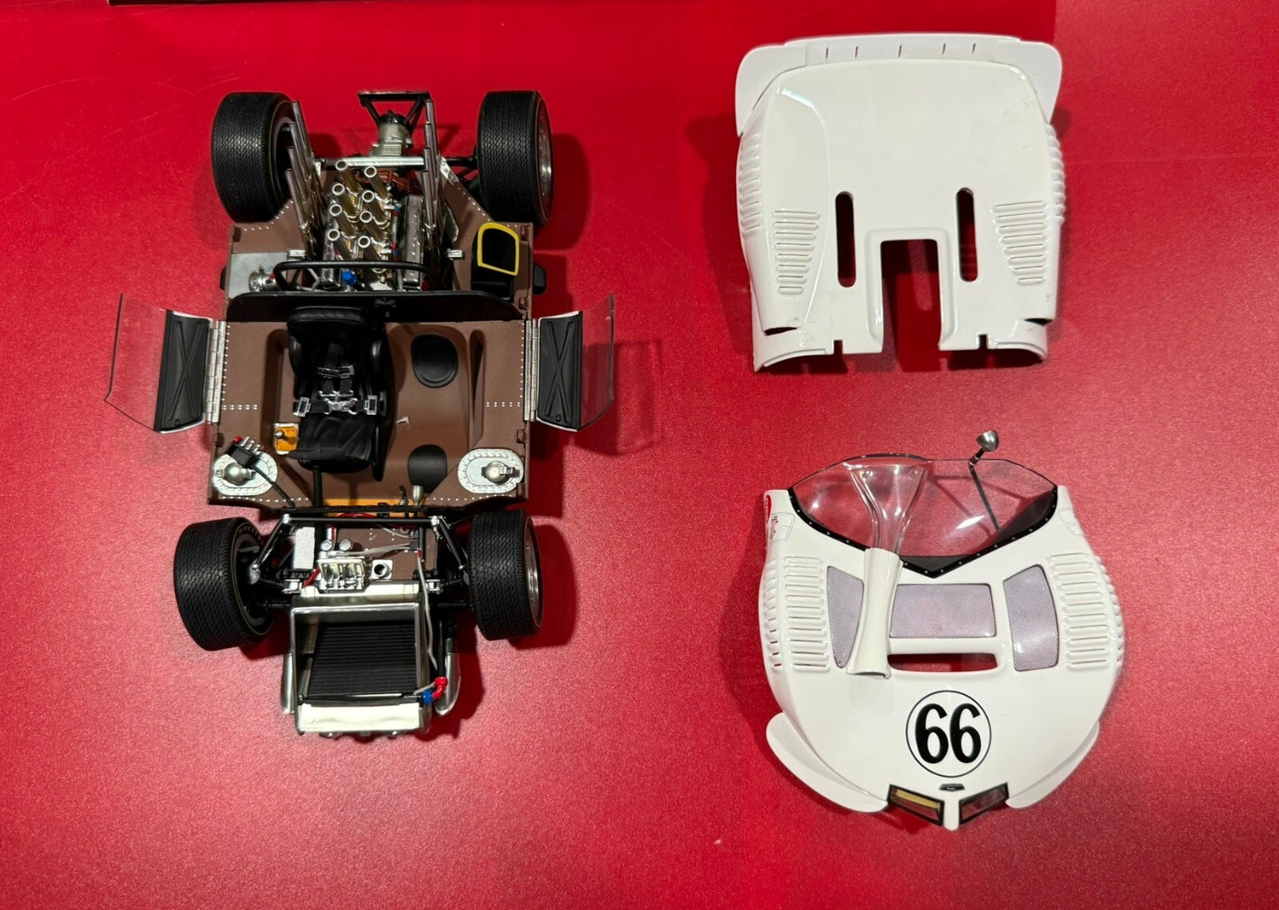 AUTOart. MILLENIUM CHAPARRAL 2. 1/18 SCALE.