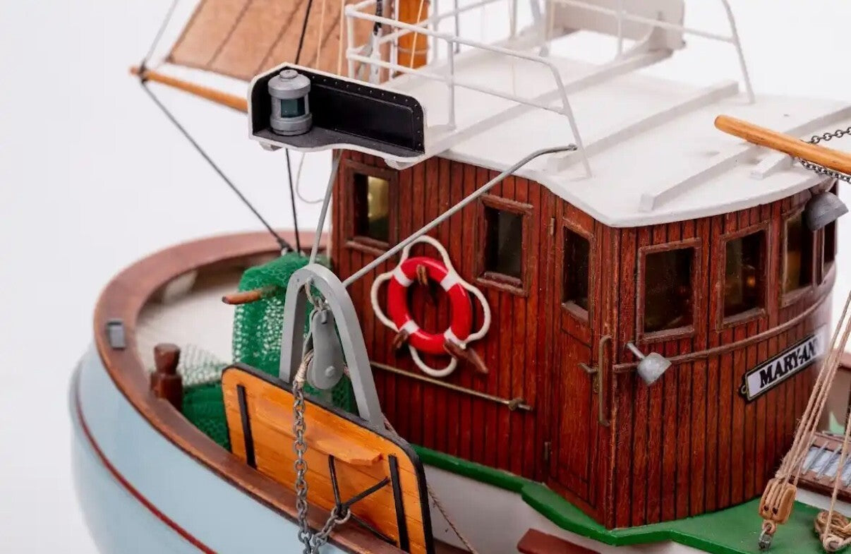 BILLING BOATS. FISHINGBOAT MARY ANN 472. 1/33 SCALE.