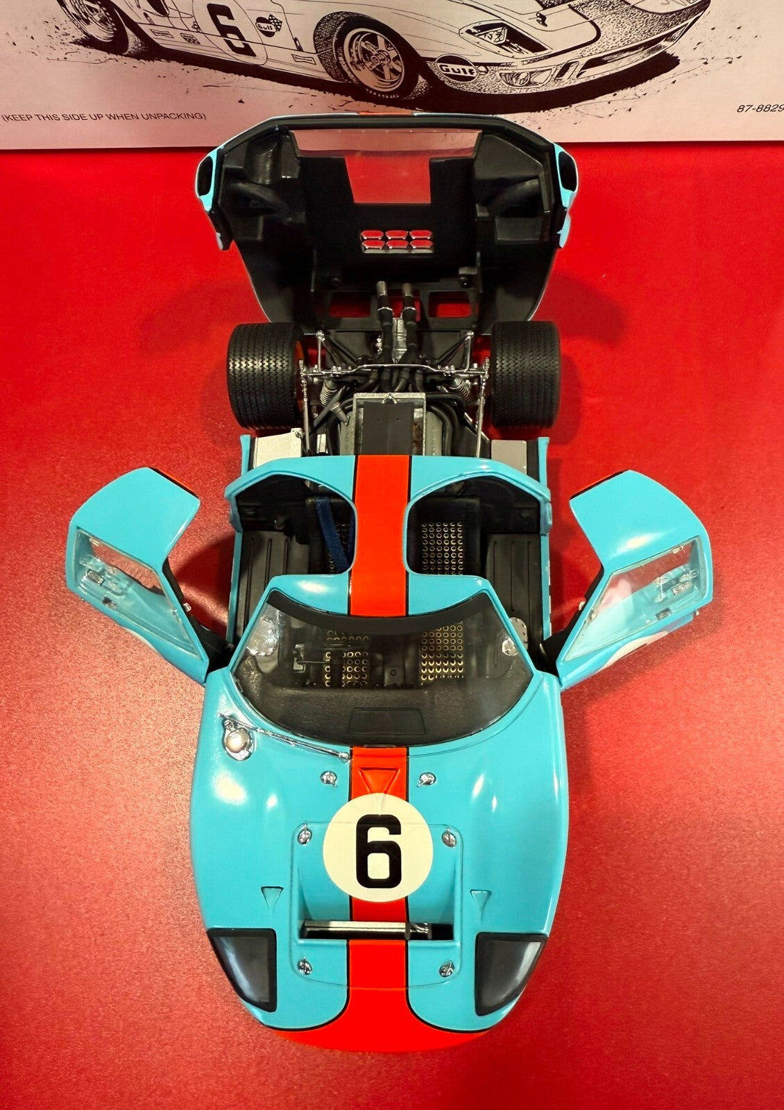 REVELL. CREATINE MASTERS. FORD GT-40 LM'69. No. 6. 87-8829. 1/20 SCALE.
