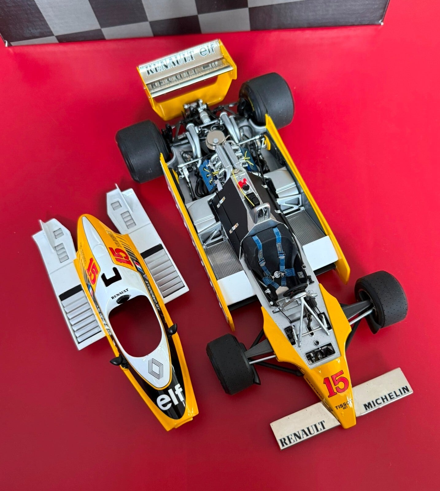EXOTO. GRAND PRIX CLASSICS. RENAULT RE-20 TURBO. No. 15. 1/18 SCALE.