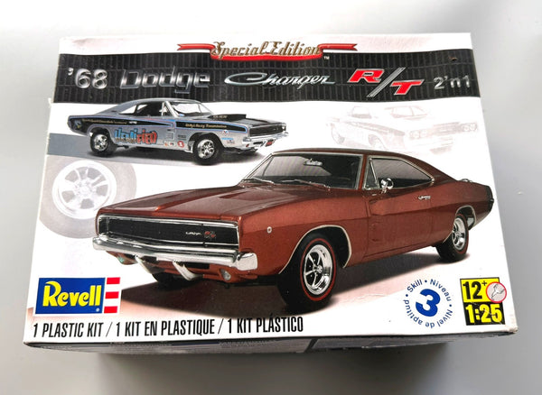 Revell '68 Dodge Charger R/T 2'n1 Special Edition Model Kit 1/25 scale 85-4202