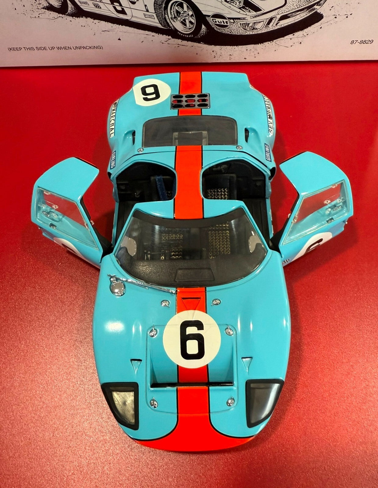 REVELL. CREATINE MASTERS. FORD GT-40 LM'69. No. 6. 87-8829. 1/20 SCALE.