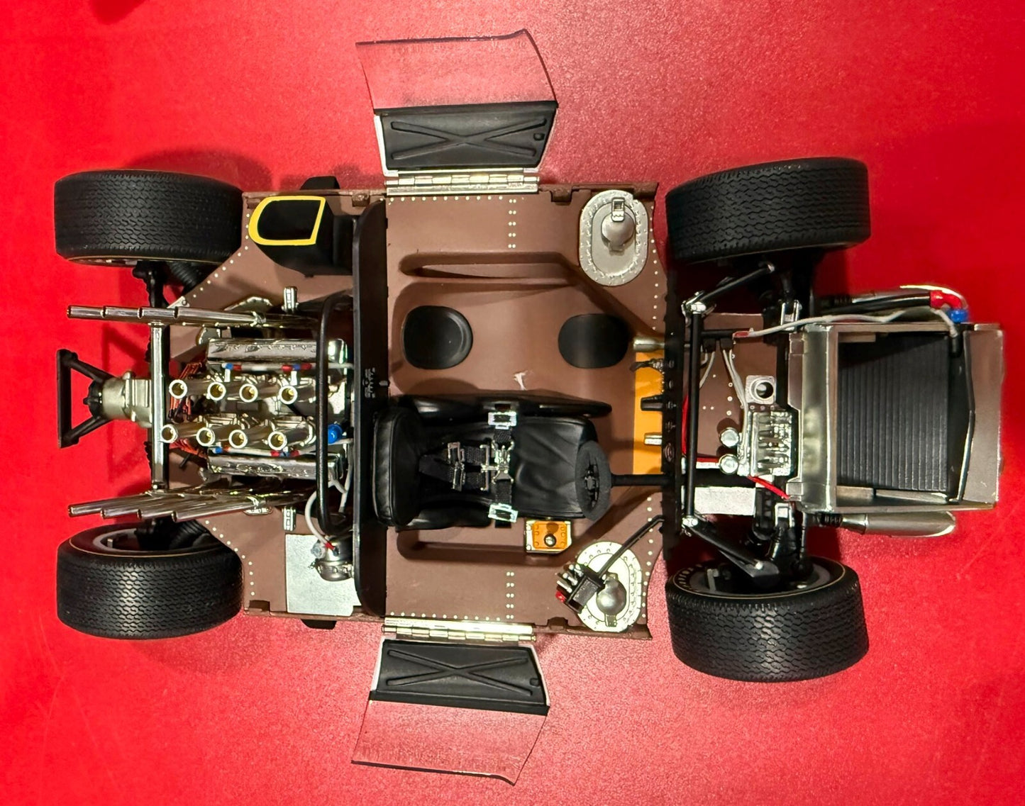 AUTOart. MILLENIUM CHAPARRAL 2. 1/18 SCALE.