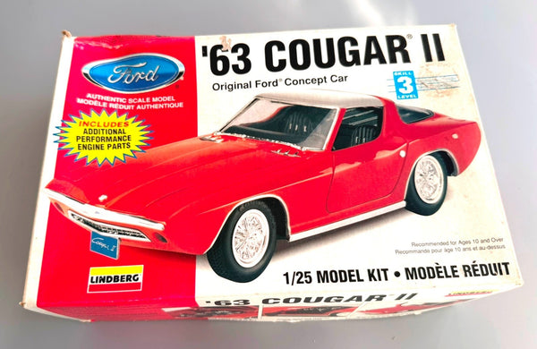 LINDBERG. 72162. '63 COUGAR II ORIGINAL FORD CONCEPT CAR. 1/25 SCALE. MODEL KIT.