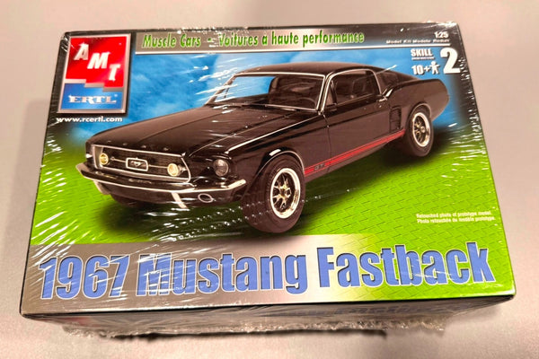 AMT. 1967 MUSTANG FASTBACK. 1/25 SCALE. ITEM 31550.