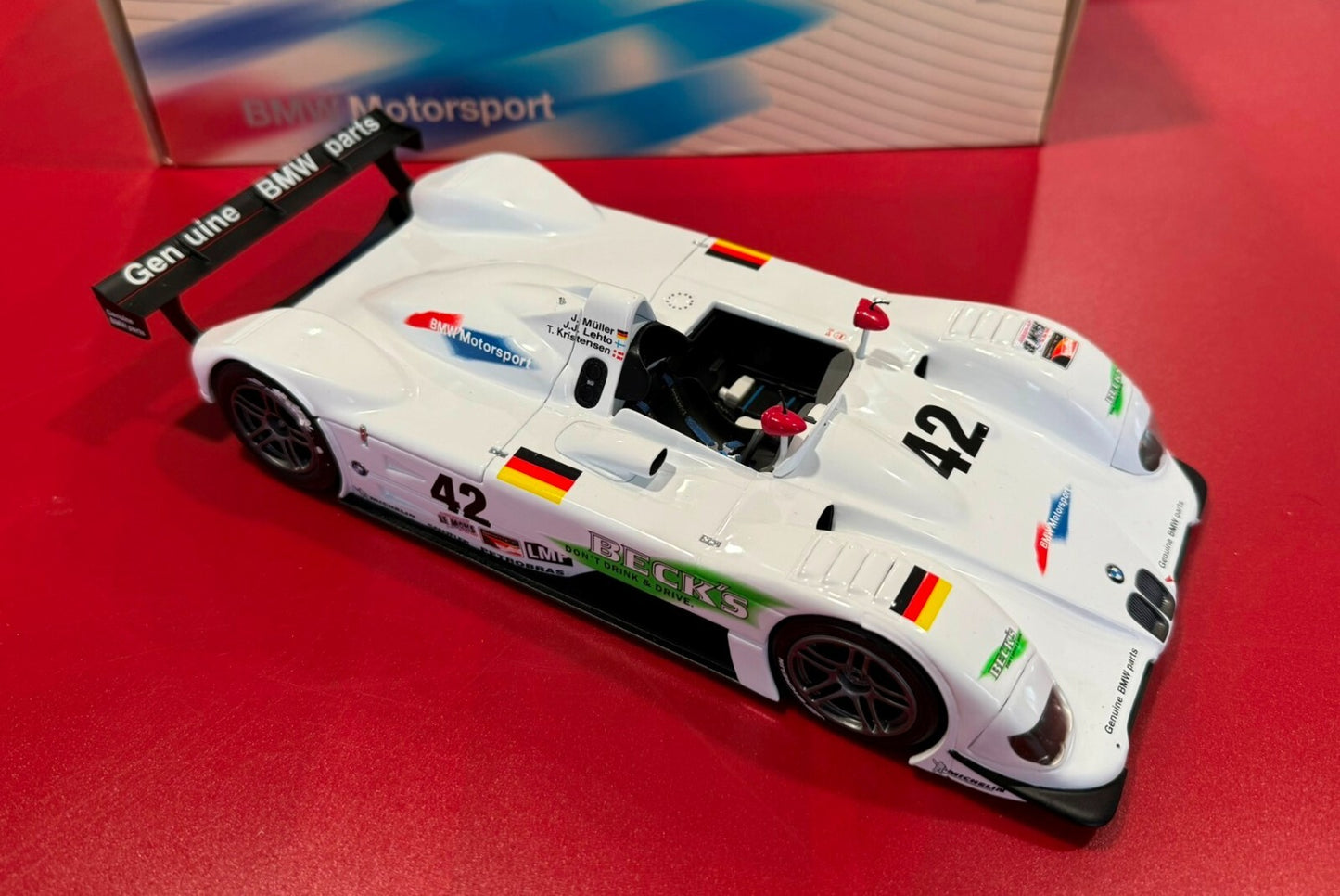 Kyosho BMW V12 LMR 1:18 Diecast – Kristensen Lehto Müller Motorsport