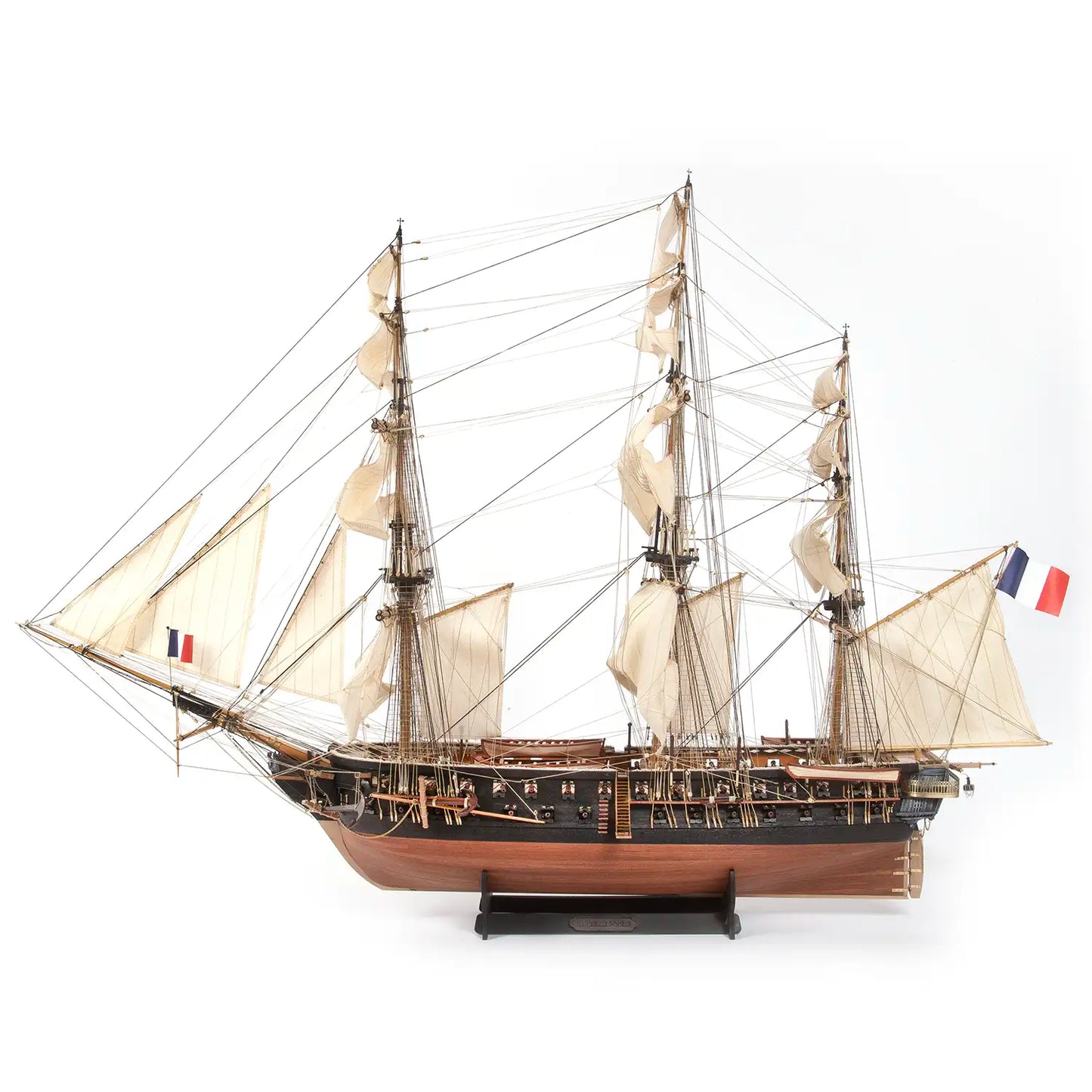 Belle Poule Ship Kit - 1:90 Scale