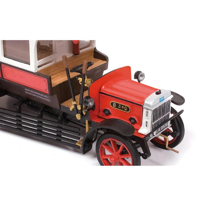 AEC Bus B-type Kit - 1:24 Scale