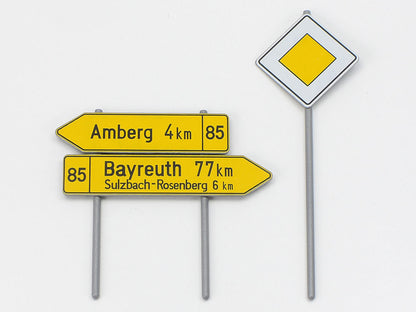 Tamiya Leopard 2 A6 Main Battle Tank Plastic Model Kit, 1:35 Scale