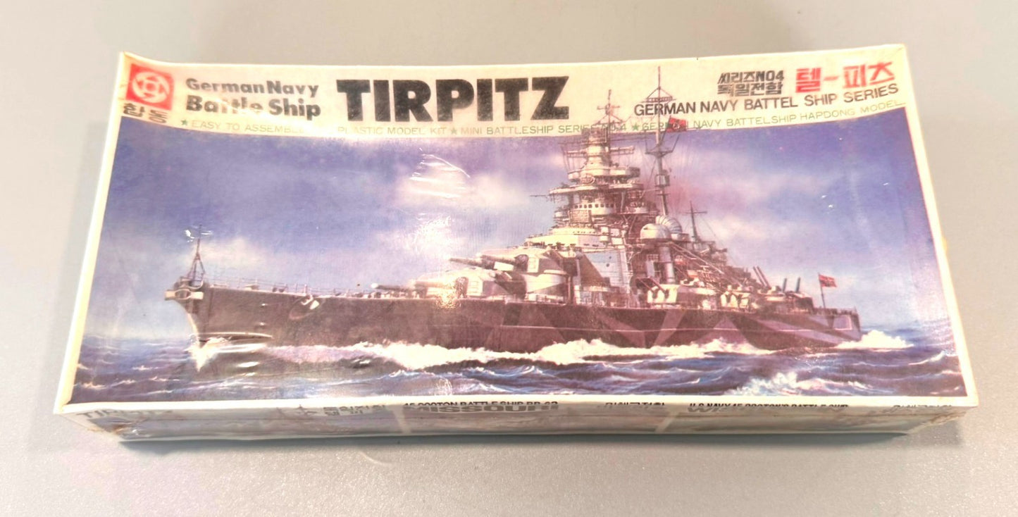 Hapdong Tirpitz German Navy Battleship No 500 Vintage Plastic Model Kit
