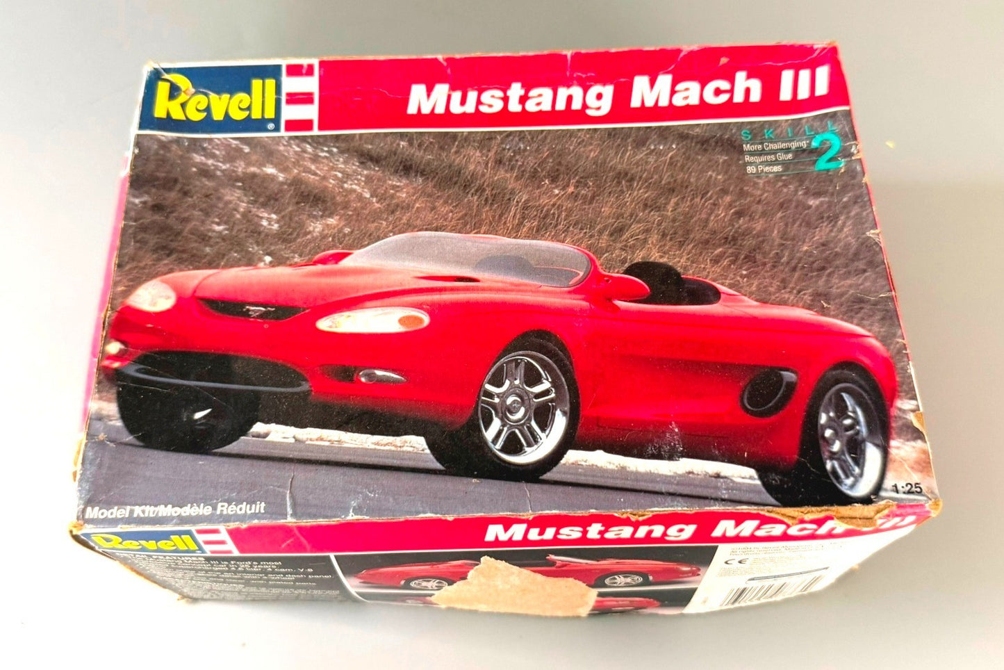 REVELL 7364 MUSTANG MACH III 1/25 SCALE MODEL KIT SKILL LEVEL 2
