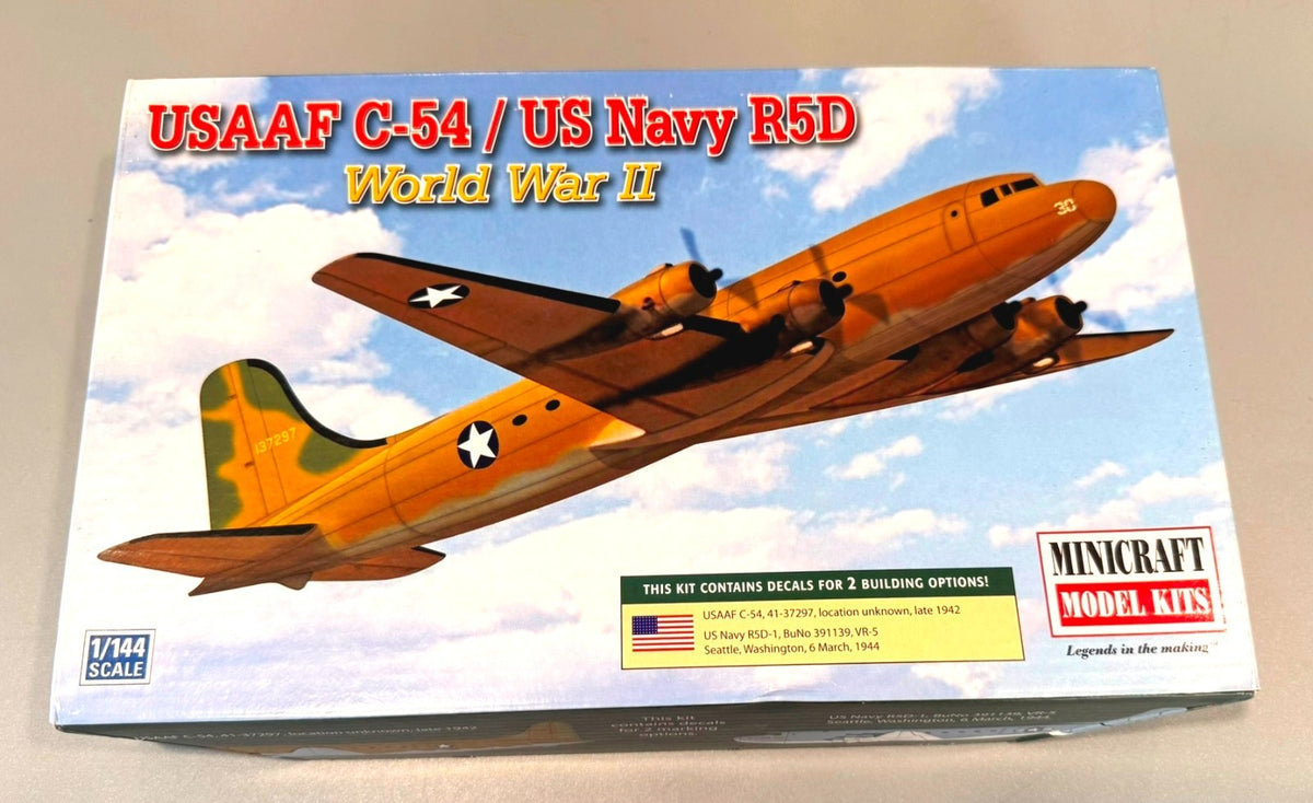 Minicraft 14673 USAAF C-54 / US Navy R5D World War II 1/144 Scale Model Kit