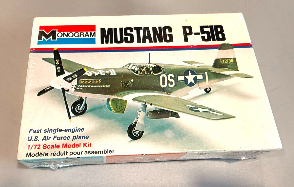Monogram P-51B Mustang 1/72 Scale WWII Fighter Model Kit #6788 (SEALED)