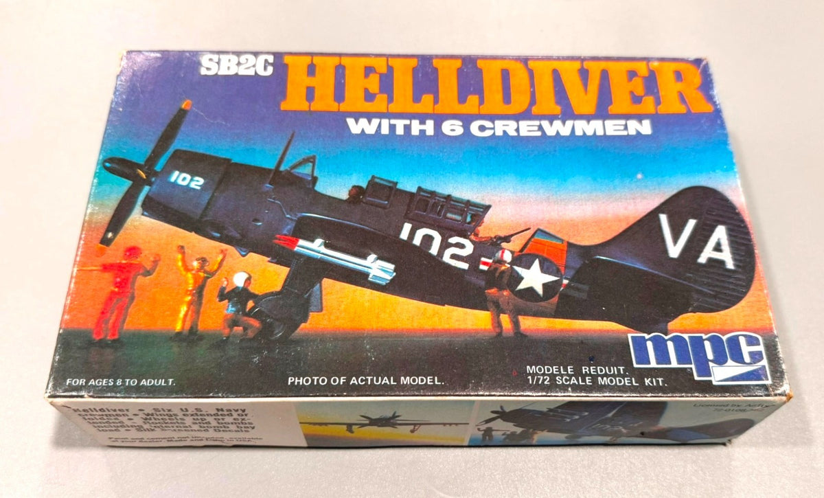 MPC SB2C Helldiver with 6 Crewmen – 1:72 Scale Model Kit – No. 2-0108