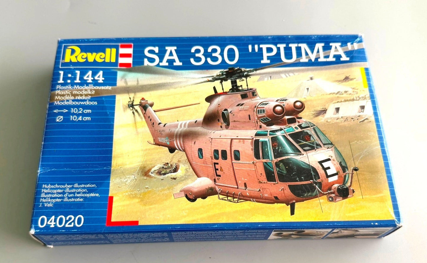 REVELL 04020 SA 330 Puma 1/144 Military Helicopter Model Kit