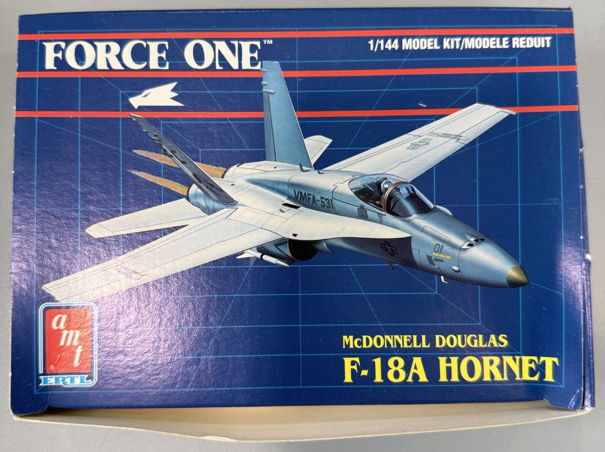 AMT Ertl 8839 McDonnell Douglas F-18A Hornet 1:144 Scale Model Kit