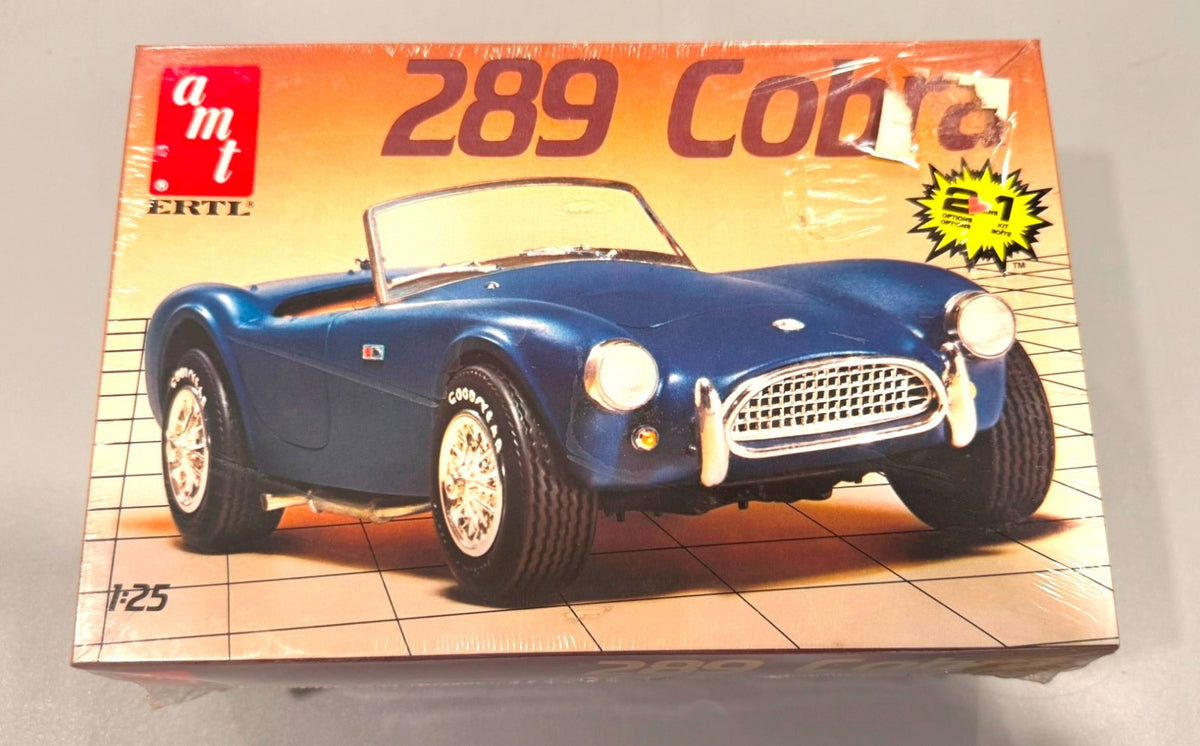 AMT ERTL 289 Cobra 2-in-1 Convertible Plastic Model Car Kit 1:25 Scale Kit #6587