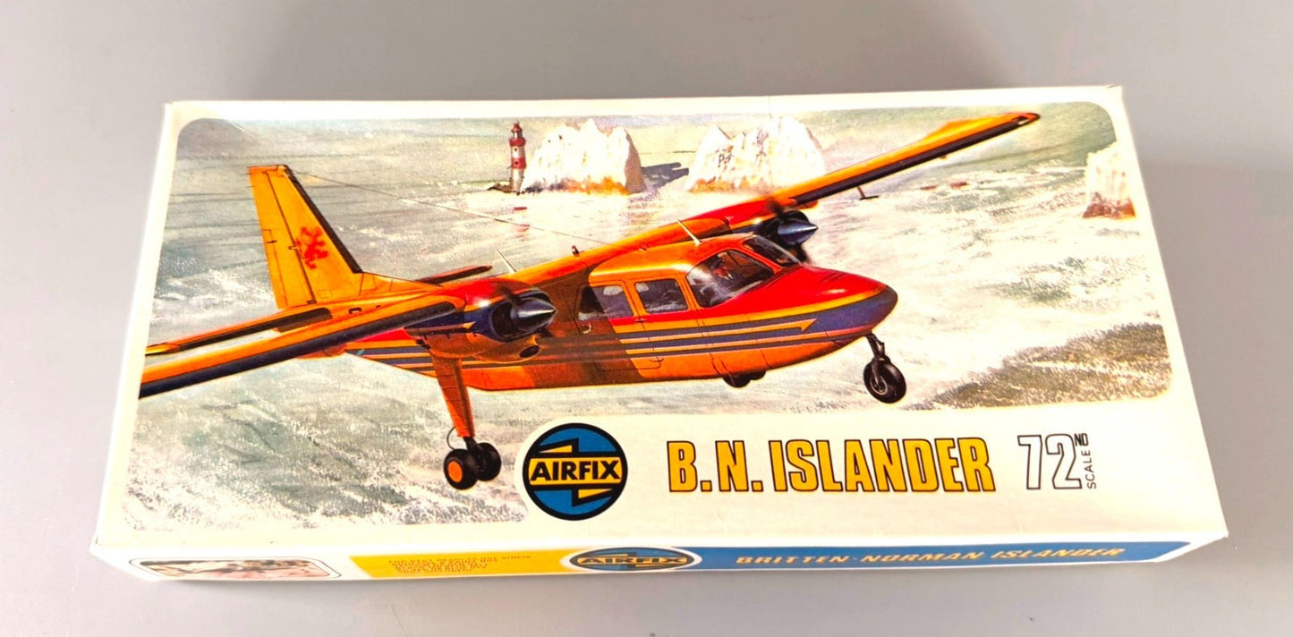 Airfix 02041-7 Islander 1/72 scale Model Kit Series 2