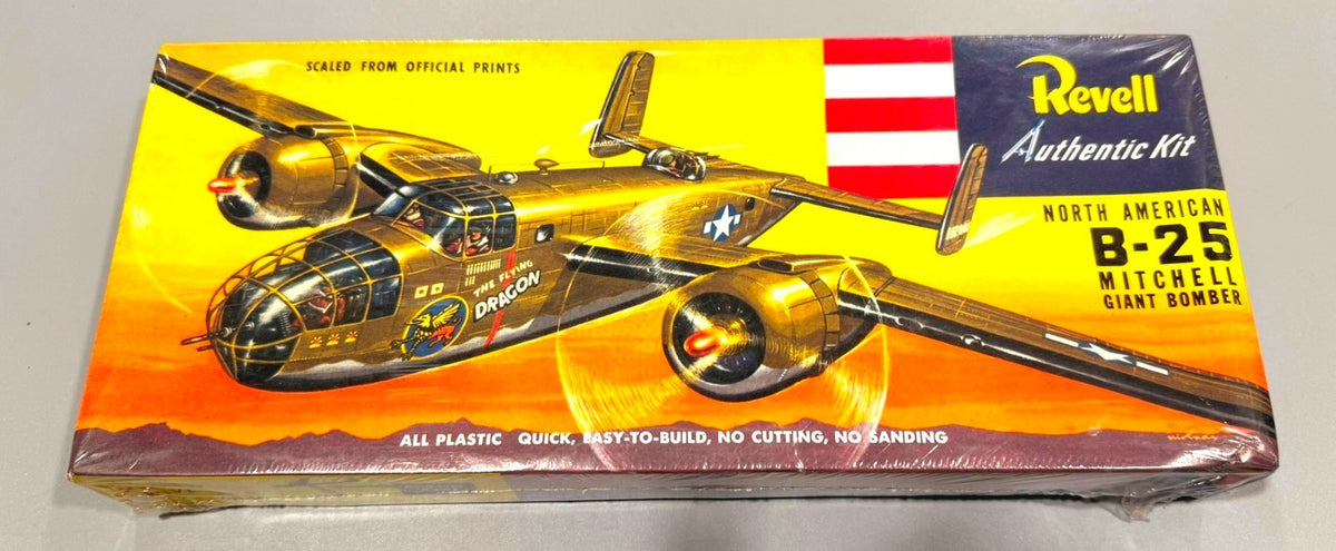 Revell North American B-25 Mitchell Giant Bomber  Vintage 1/64 scale. H-216:98