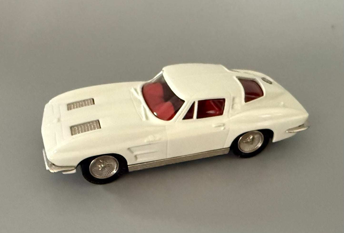 Brooklin Models BRK.21 1963 Chevrolet Corvette Stingray Coupe 1:43 Scale