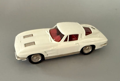 Brooklin Models BRK.21 1963 Chevrolet Corvette Stingray Coupe 1:43 Scale