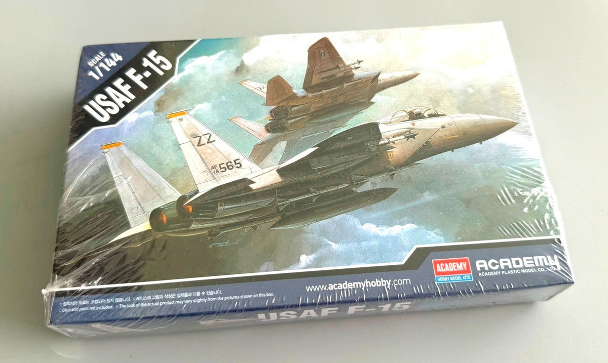 ACADEMY 12609 USAF F-15 Eagle 1/144 Fighter Aircraft Model Kit
