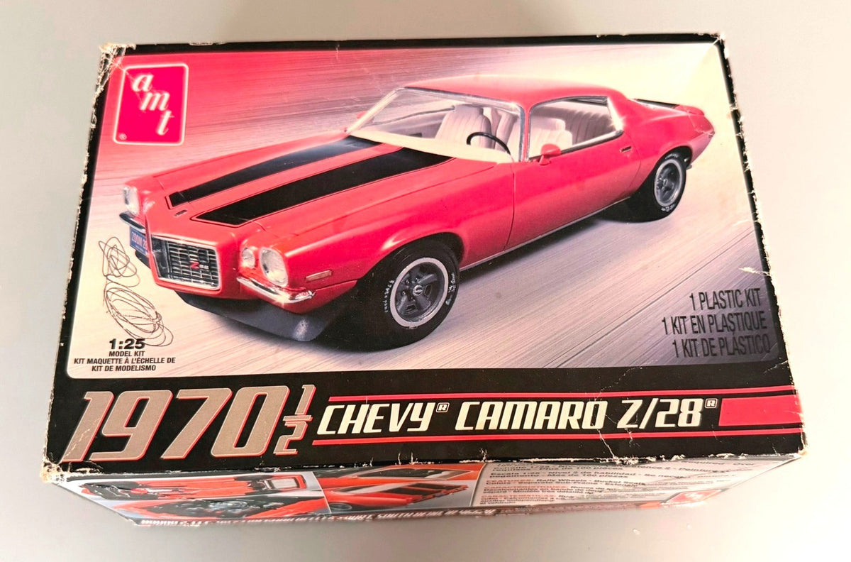 AMT 1970 1/2 Chevy Camaro Z/28 1/25 Scale Model Kit AMT635L/12