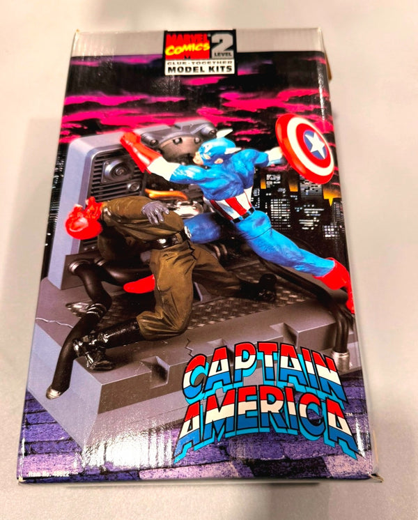 TOY BIZ. MARVEL COMICS. CAPTAIN AMERICA. 6 3/8 INCHES TALL. ITEM 48622.