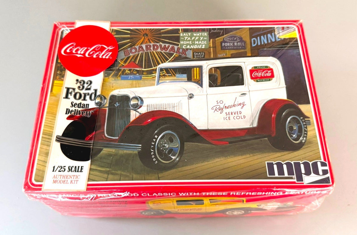 MPC Coca-Cola 1932 Ford Sedan Delivery 1/25 Model Kit Coke Vintage Hot Rod