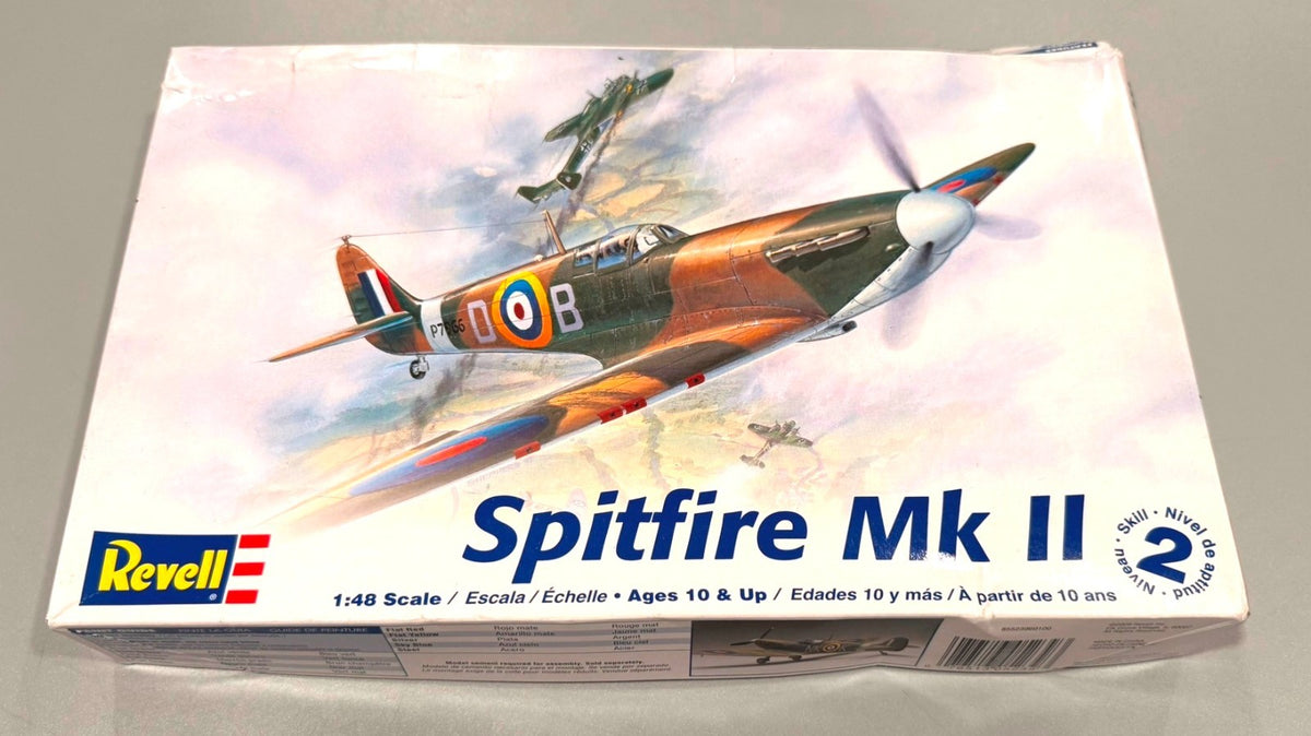Revell Supermarine Spitfire Mk II – 1/48 Scale Kit #85-5239