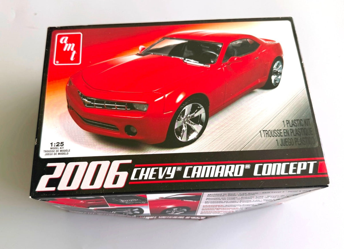 AMT AMT631/12 2006 Chevy Camaro Concept 1/25 Scale Model Kit