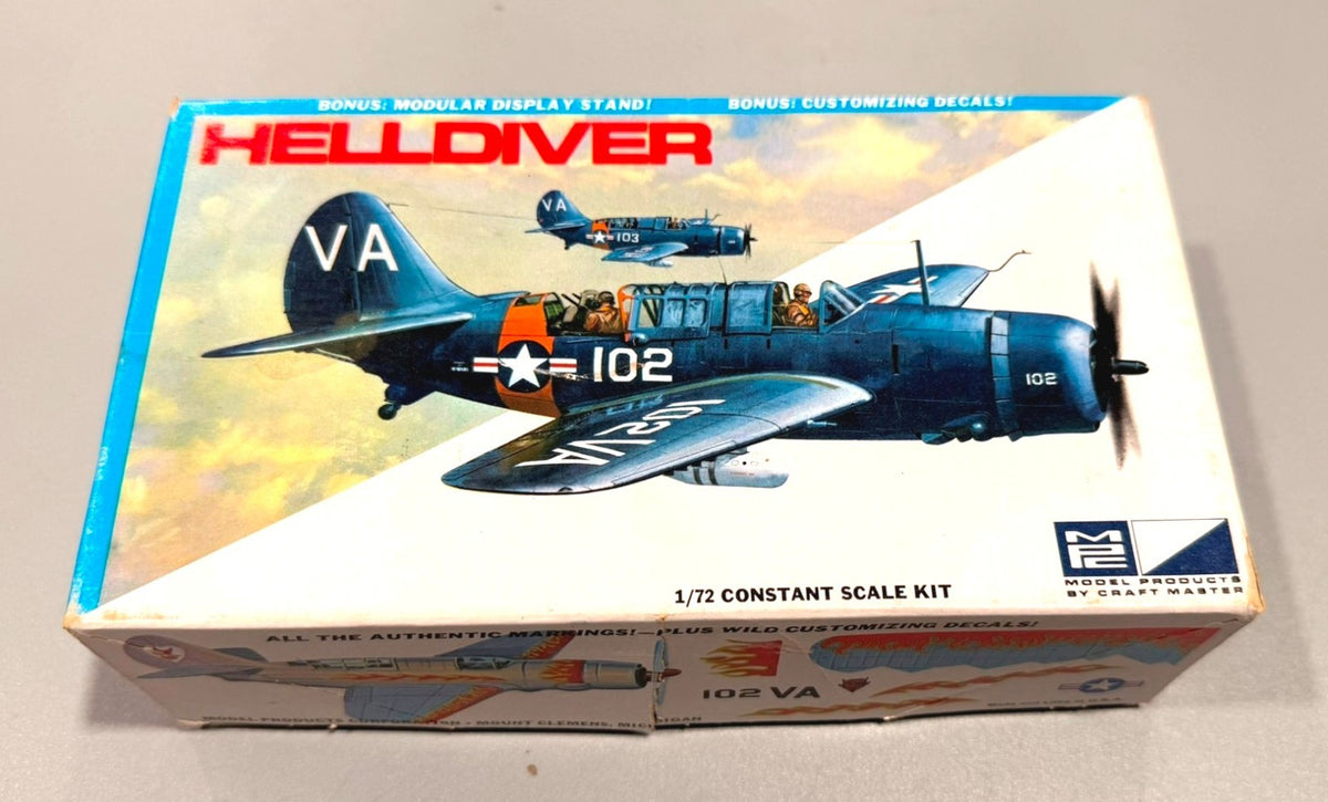 MPC Curtiss SB2C Helldiver – 1:72 Scale Model Kit – No. 7011-70