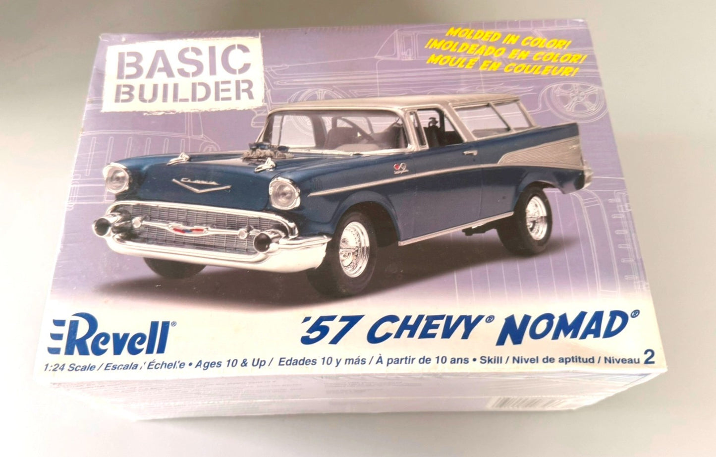 REVELL 85-0860 1957 CHEVY NOMAD BASIC BUILDER 1/24 SCALE MODEL KIT