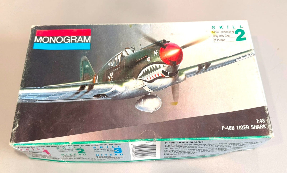 Monogram P-40B Tiger Shark 1:48 Scale Model Airplane Kit #5209 Skill Level 2