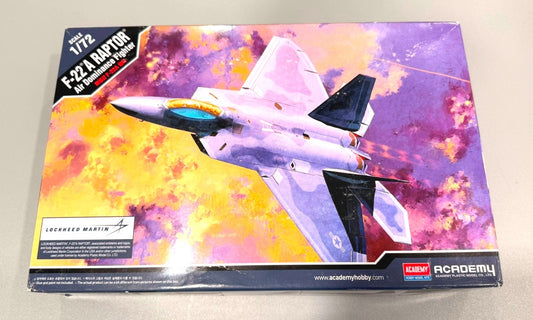 Academy F-22A Raptor USAF Stealth Fighter 1:72 Scale Model Kit 12423