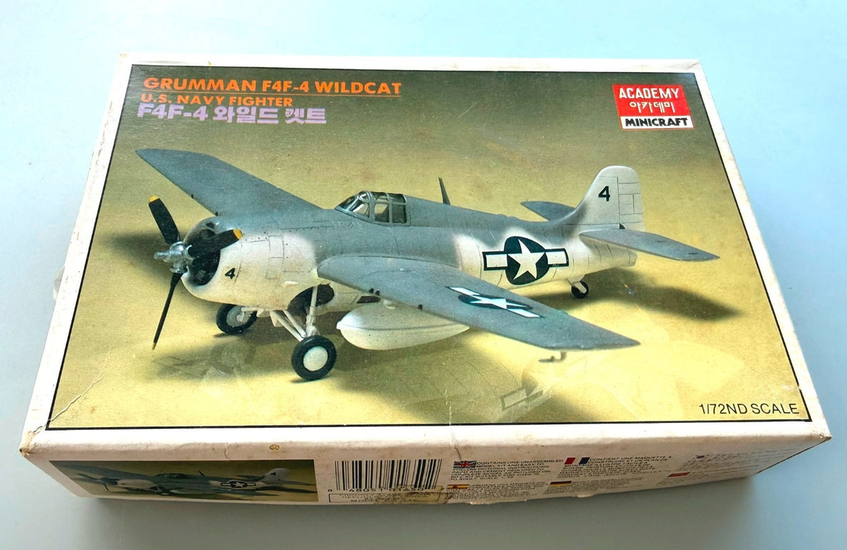 Academy Minicraft Grumman F4F-4 wildcat 1/72 Scale Aircraft Model Kit 1650