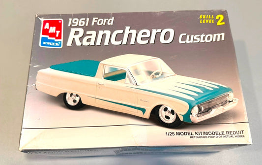 AMT ERTL 1961 Ford Ranchero Custom 1/25 Scale Model Kit #8062 Skill Level 2