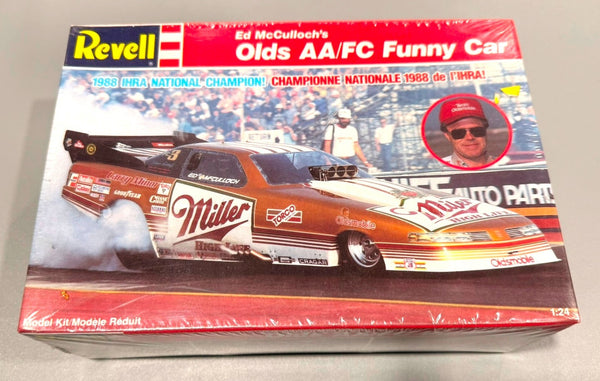 REVELL. ED McCULLOCH'S OLDS AA/FC FUNNY CAR. 1/24 SCALE. ITEM 7122.