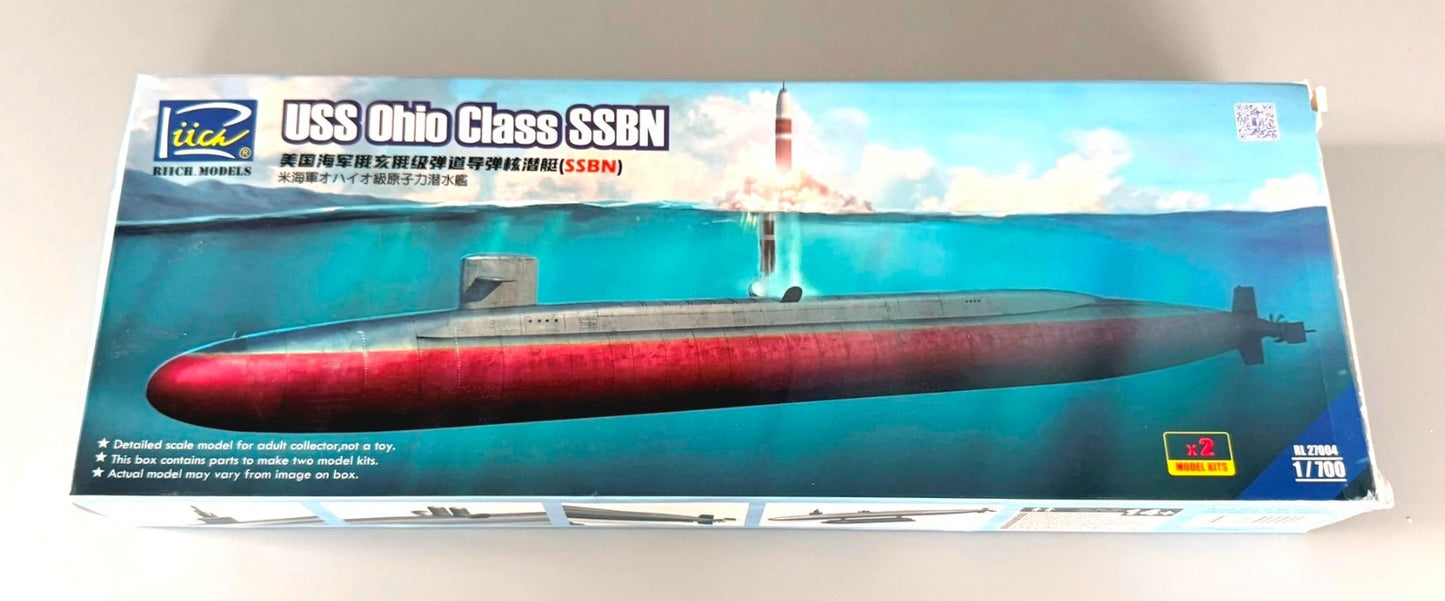 Riich USS Ohio Class SSBN 1/700 Scale Nuclear Submarine Plastic Model Kit 27004