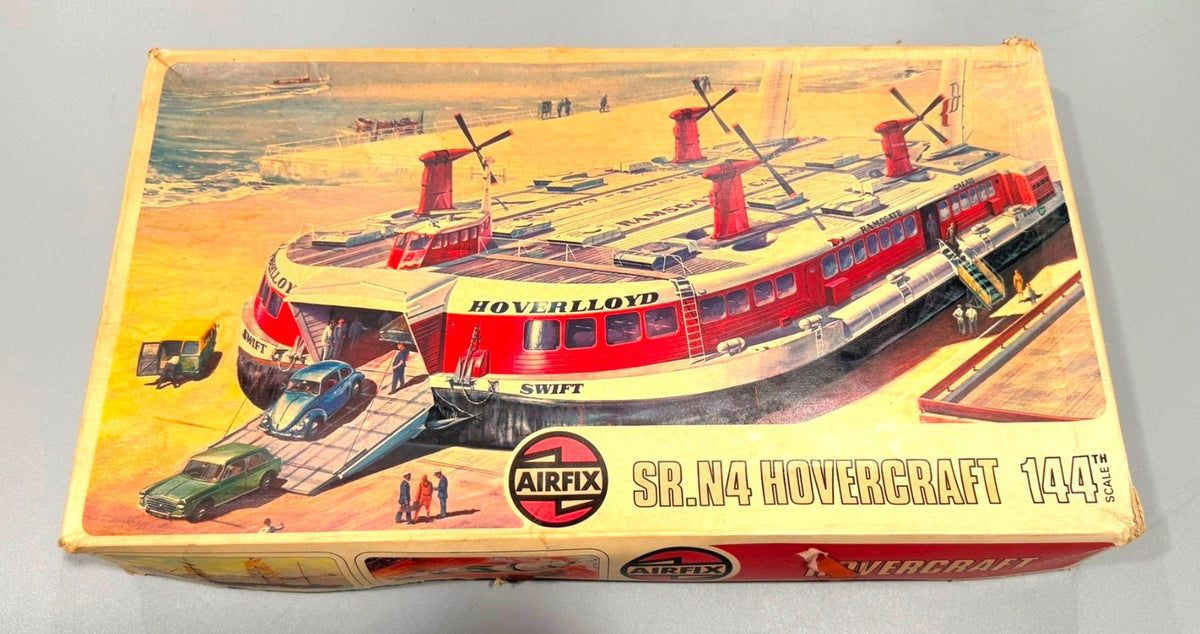Airfix SR.N4 Hovercraft 1:144 Scale Model Kit Kit Series 9 Code No. 09171-8