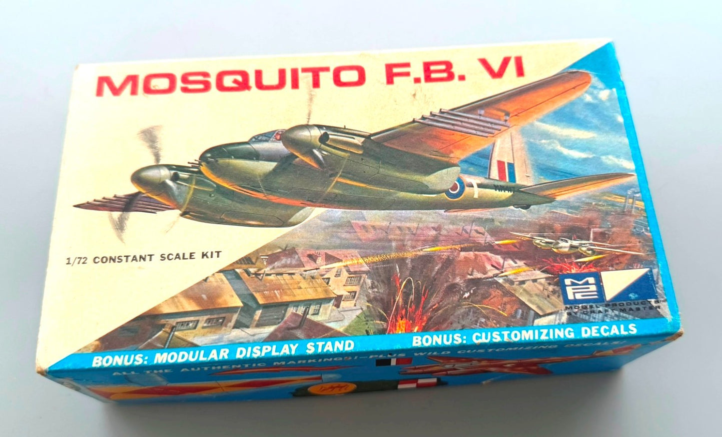 MPC Mosquito F.B. VI 1/72 Aircraft Model Kit Open Box model kit 7017-70