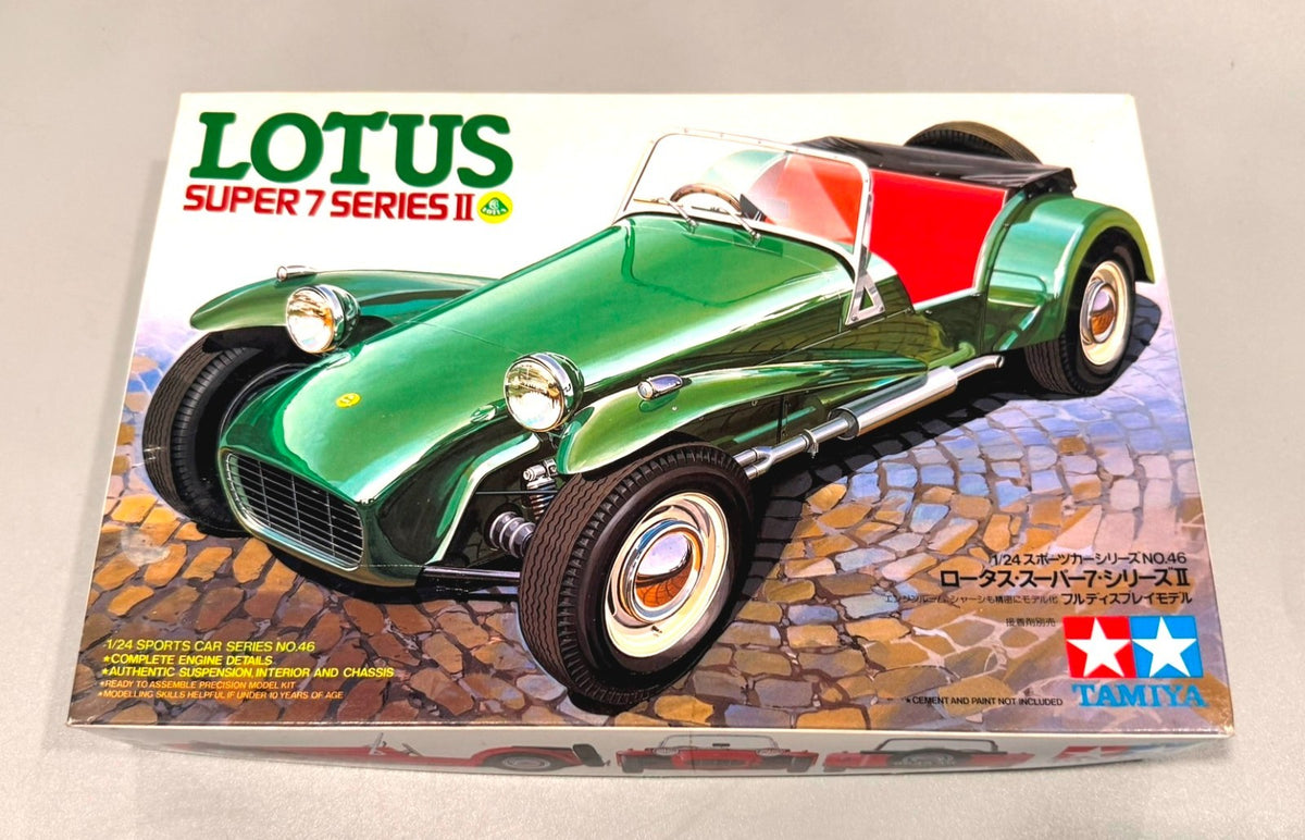 Tamiya 24046 Lotus Super 7 Series II 1500 Cosworth 1/24 Scale Model Kit