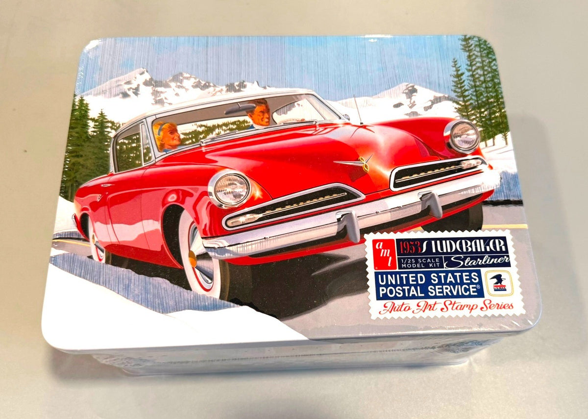 AMT 1953 Studebaker Starliner 1/25 Scale Model Kit 1251/12 Sealed