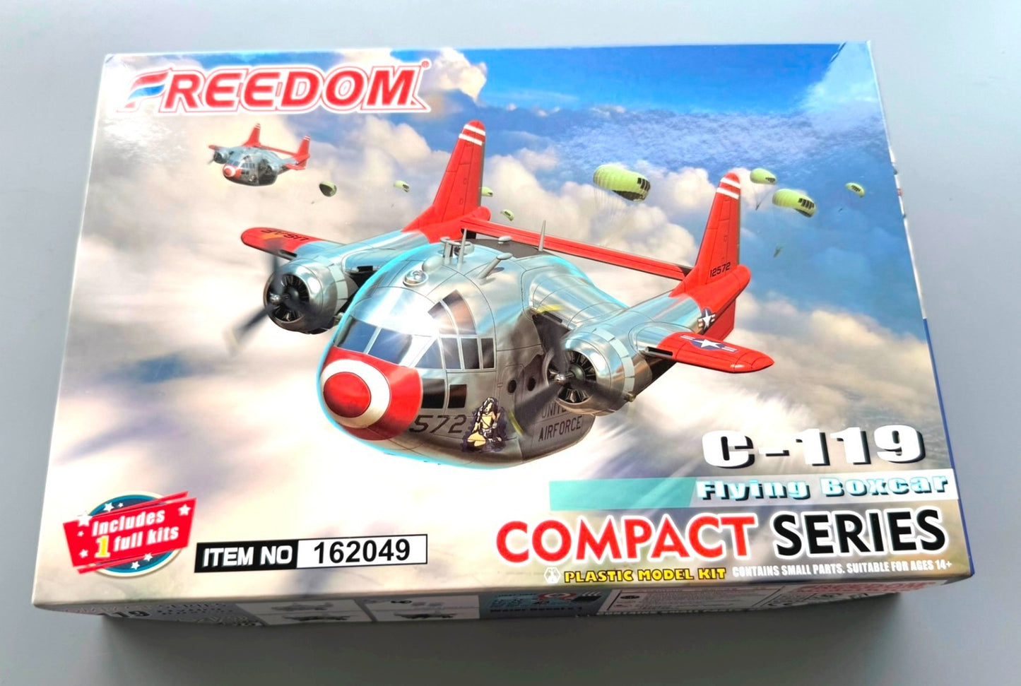 Freedom C-119 Flying Boxcar Compact Series 1/72 Model Kit Item 162049
