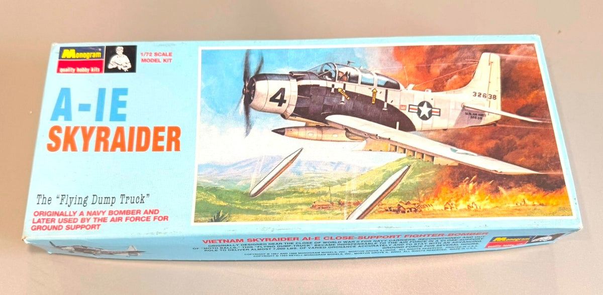 Monogram  A-1E Skyraider 1/72 Scale Model Airplane Kit #PA146*100