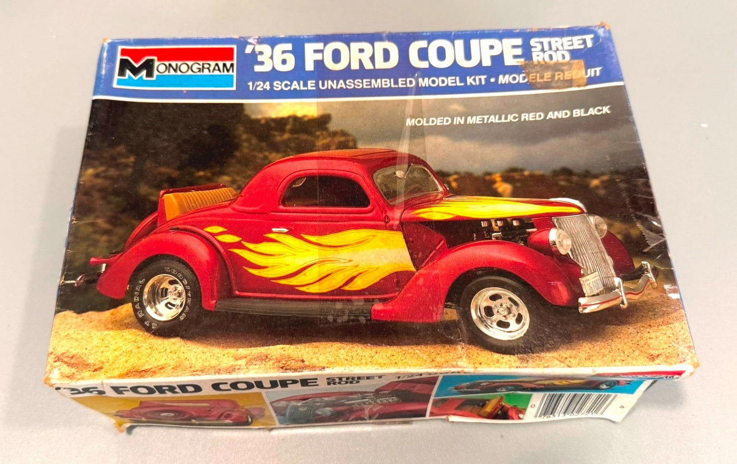 MONOGRAM. 1936 FORD COUPE STREET ROD. 1/24 SCALE. MODEL KIT. #2721.