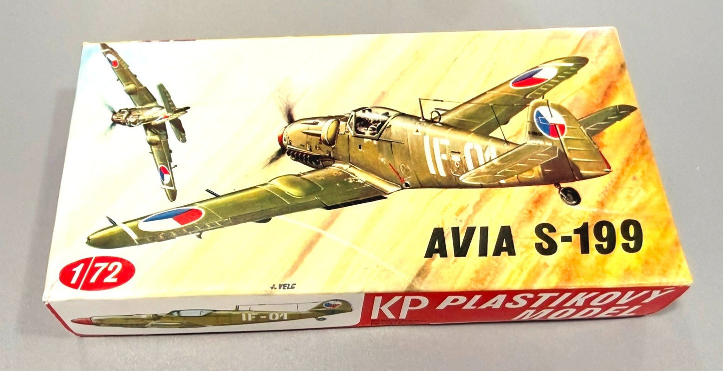 KP (KOVOZÁVODY PROSTĚJOV). AVIA S-199. 1/72 SCALE. PLASTIC MODEL KIT.