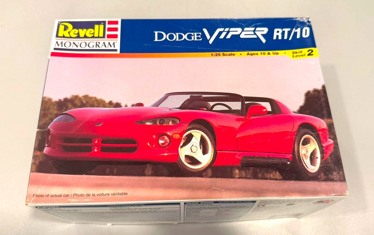 Revell Monogram Dodge Viper RT/10 1:25 Scale Model Kit #85-6260