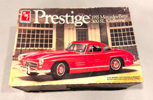 AMT ERTL Prestige 6871. 1955 Mercedes-Benz 300 SL Gullwing 1/25 Model Kit